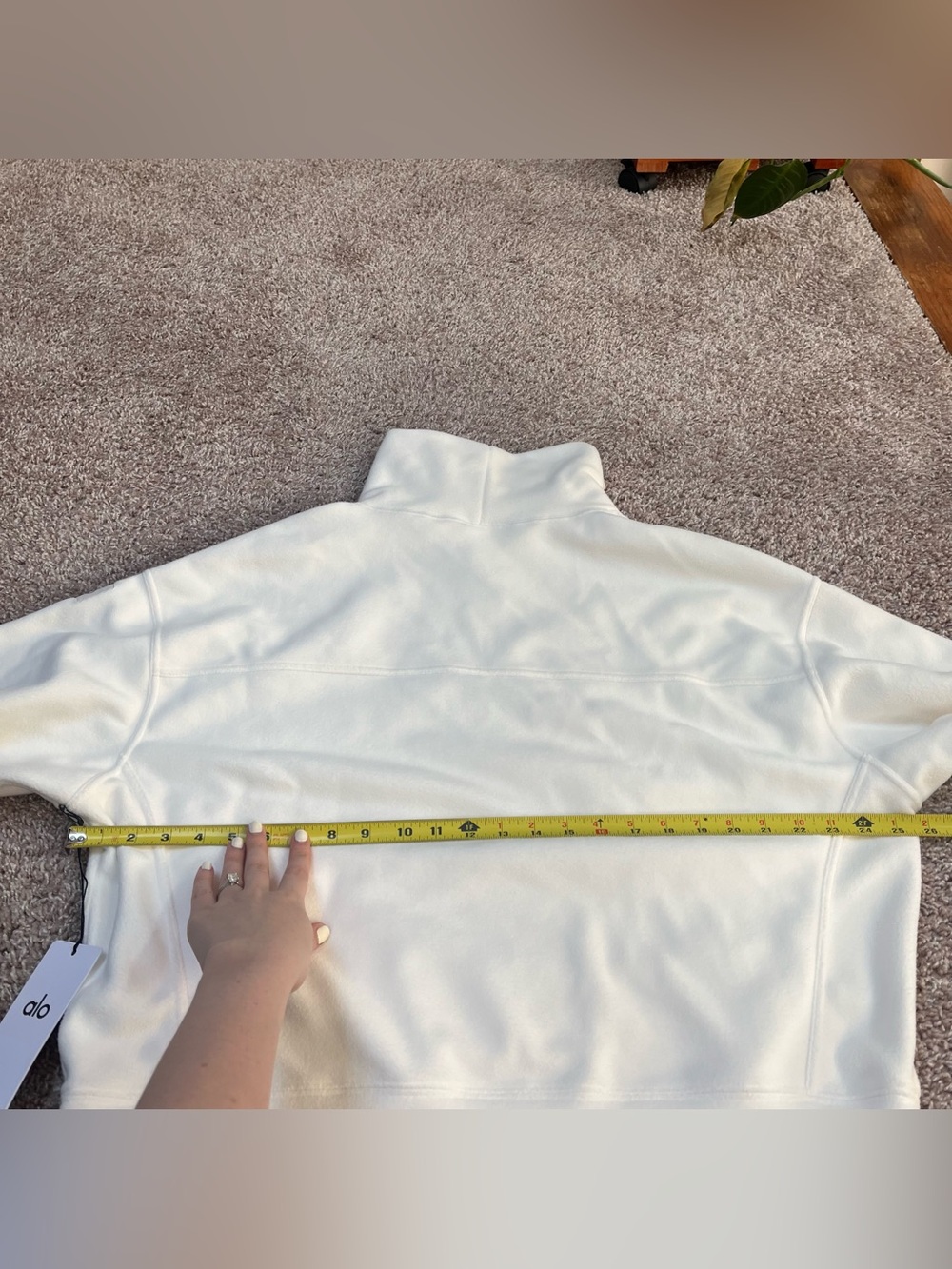 Alo Yoga Polar Fleece Hazy Pullover - Ivory - Picture 8 of 8